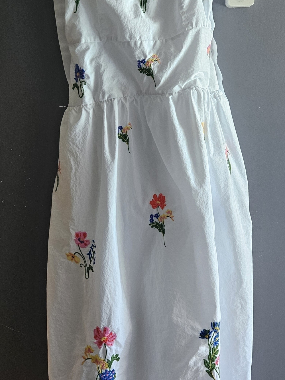 Free Assembly White Floral Embroidered Midi Dress Women's XS Cottagecore Summer